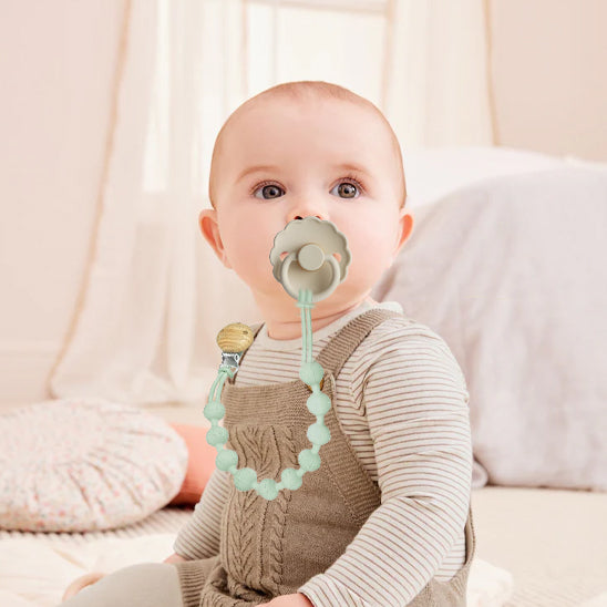 attache-tetine-de-bebe-vert