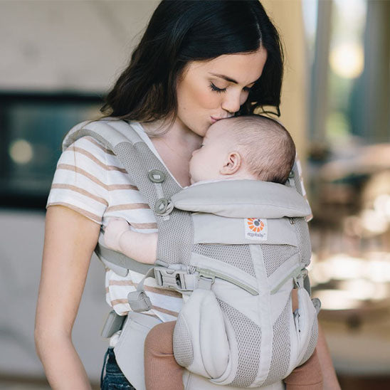 porte-bebe-multifonction-respirant-en-ve