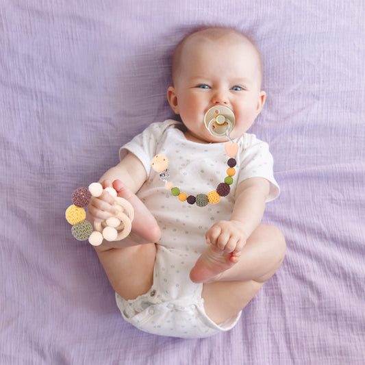 Attache-de-tetine-de-bebe